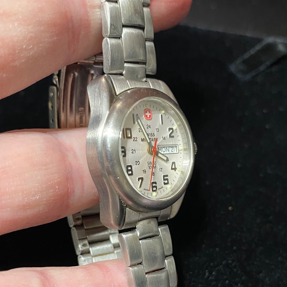 Silver vintage Swiss Military Stainless Steel Watch - Picture 5 of 12